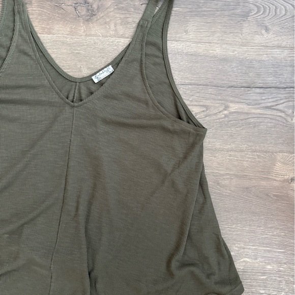 Free People Ribbed Flowy Tank - Picture 3 of 6